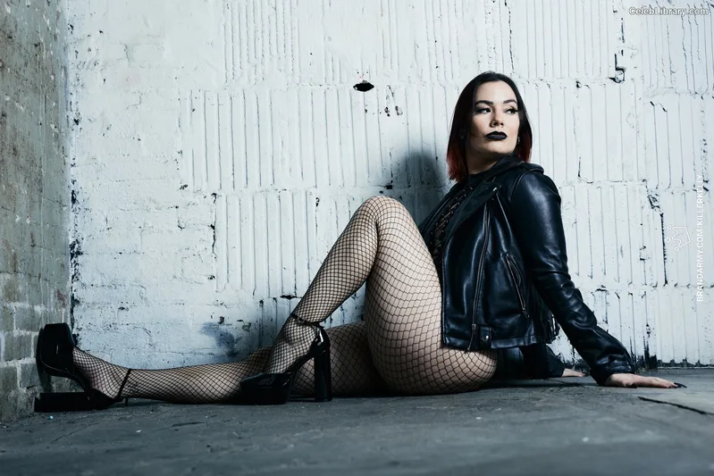 Killer Kelly photo 12 of 538