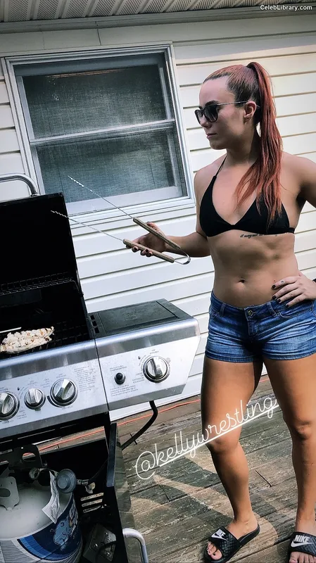 Killer Kelly photo 18 of 538