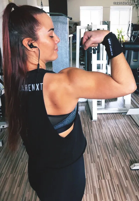 Killer Kelly photo 7 of 538
