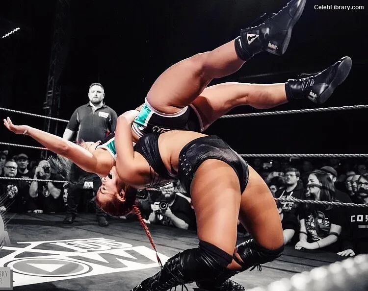 Killer Kelly photo 8 of 538