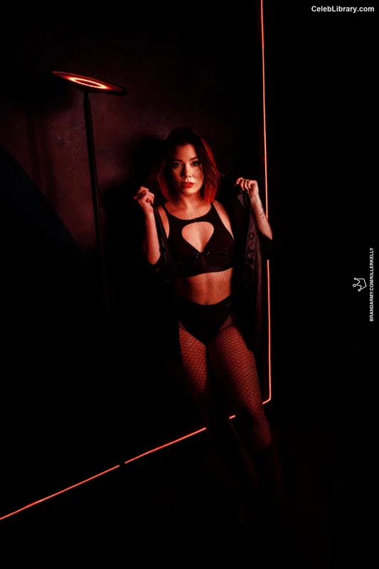 Killer Kelly photo 3 of 538