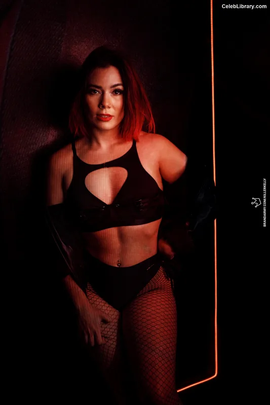 Killer Kelly photo 15 of 538