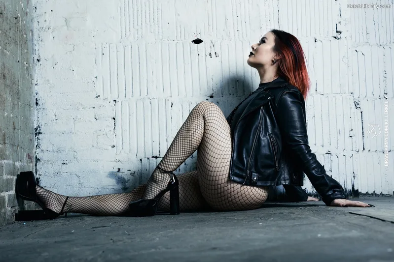 Killer Kelly photo 19 of 538