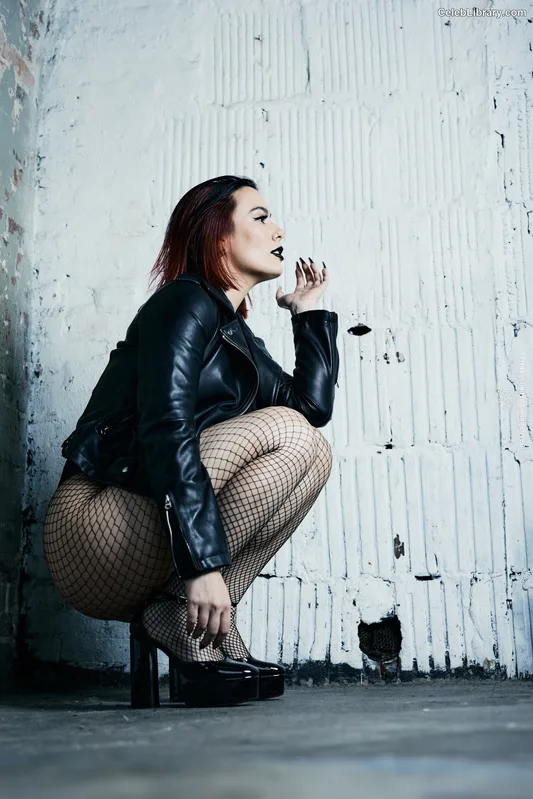 Killer Kelly photo 21 of 538