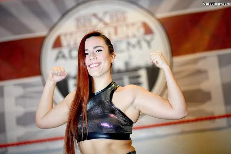 Killer Kelly photo 3 of 538
