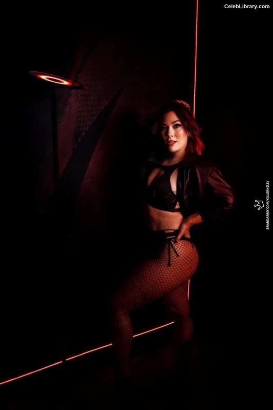 Killer Kelly photo 10 of 538