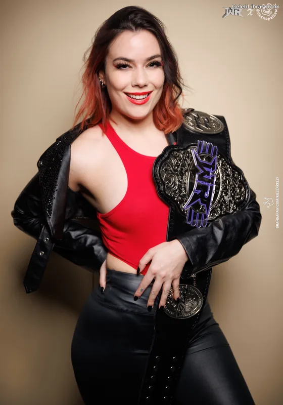 Killer Kelly photo 18 of 538