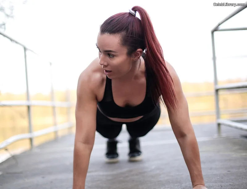 Killer Kelly photo 3 of 538