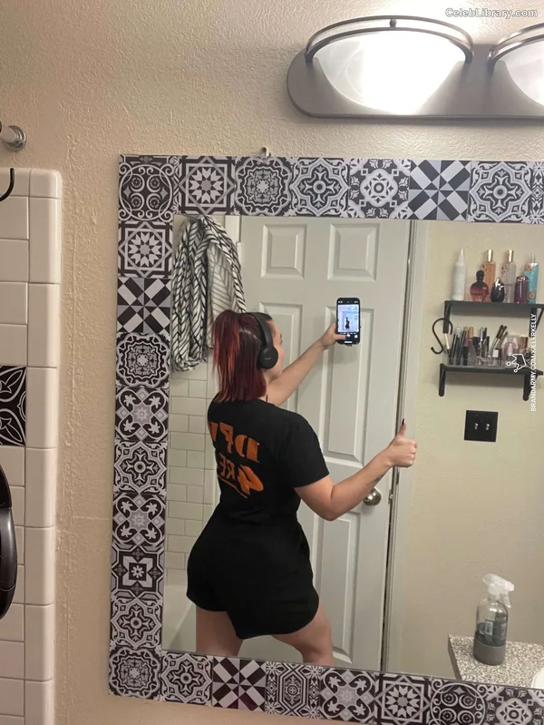 Killer Kelly photo 13 of 538