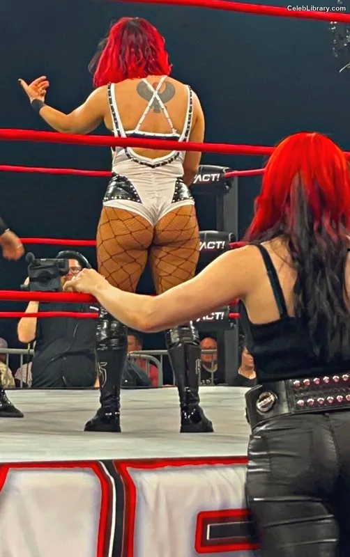 Killer Kelly photo 18 of 538