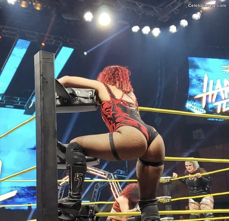 Killer Kelly photo 18 of 538