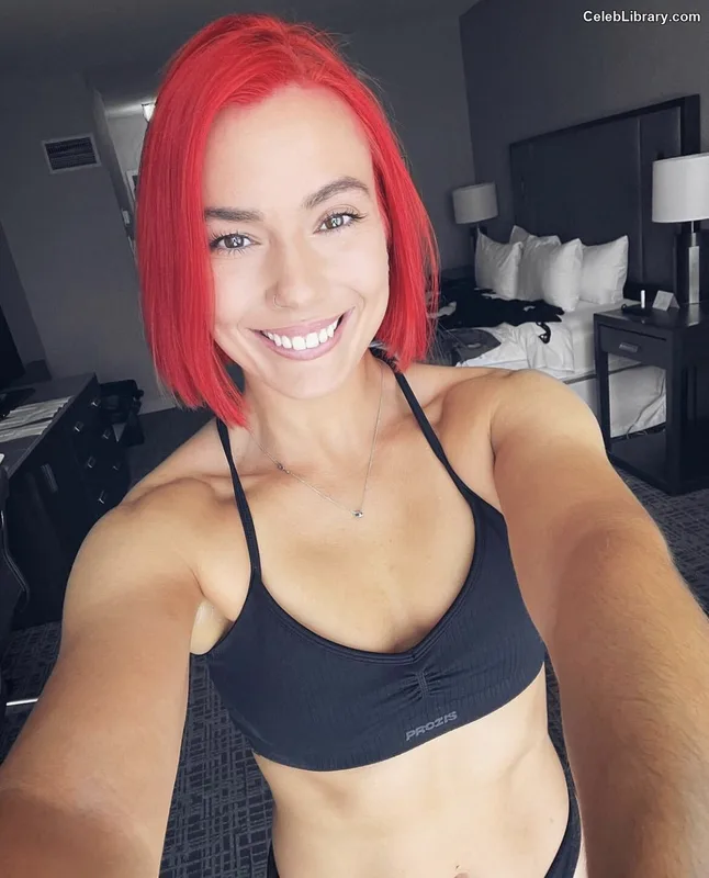Killer Kelly photo 19 of 538