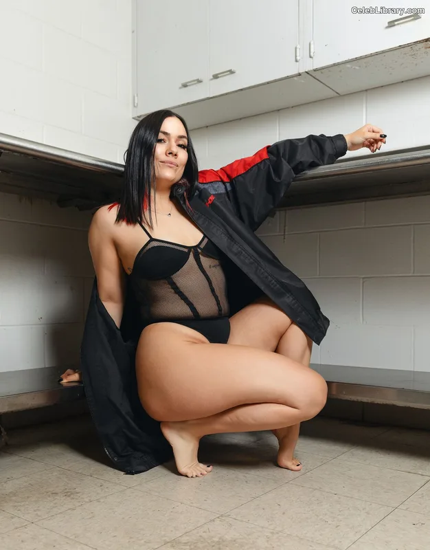 Killer Kelly photo 3 of 538