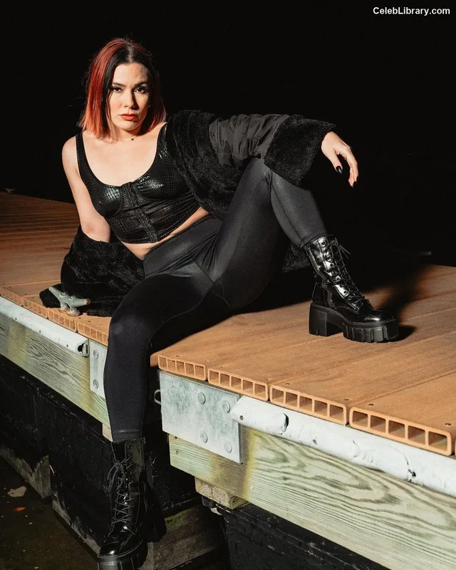 Killer Kelly photo 11 of 538
