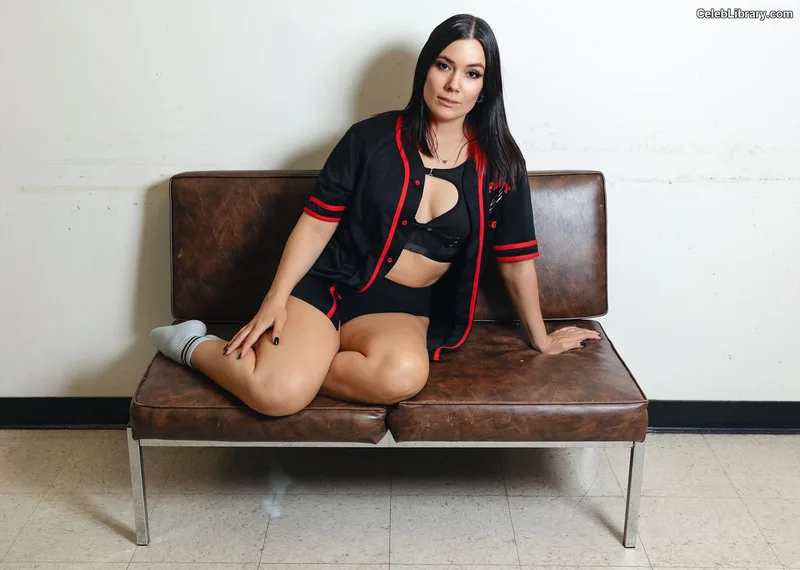 Killer Kelly photo 15 of 538