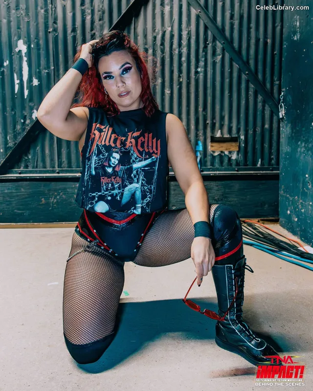 Killer Kelly photo 3 of 538