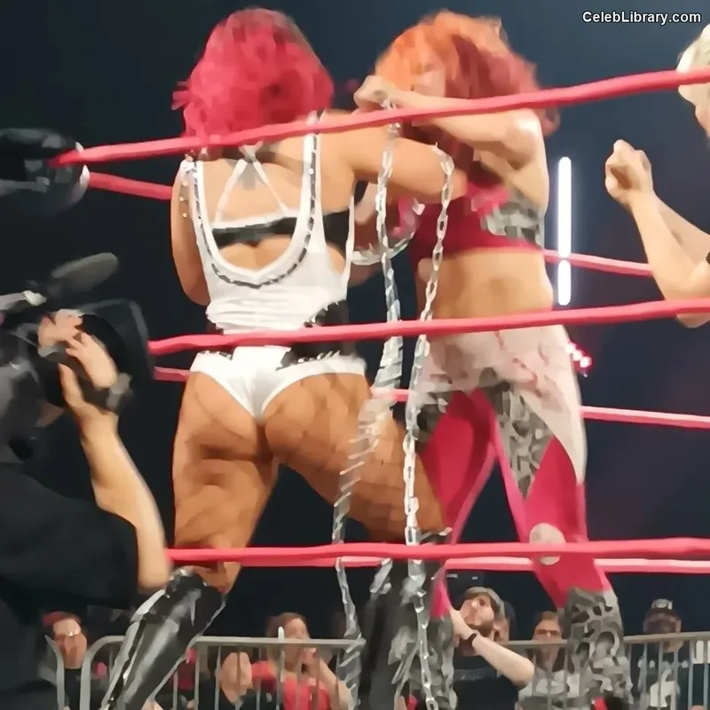 Killer Kelly photo 13 of 538