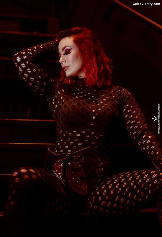 Killer Kelly photo 3 of 538