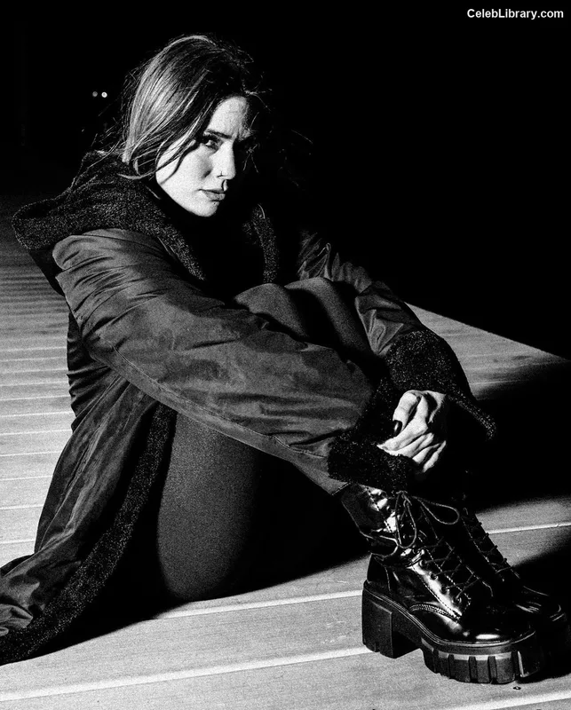 Killer Kelly photo 13 of 538