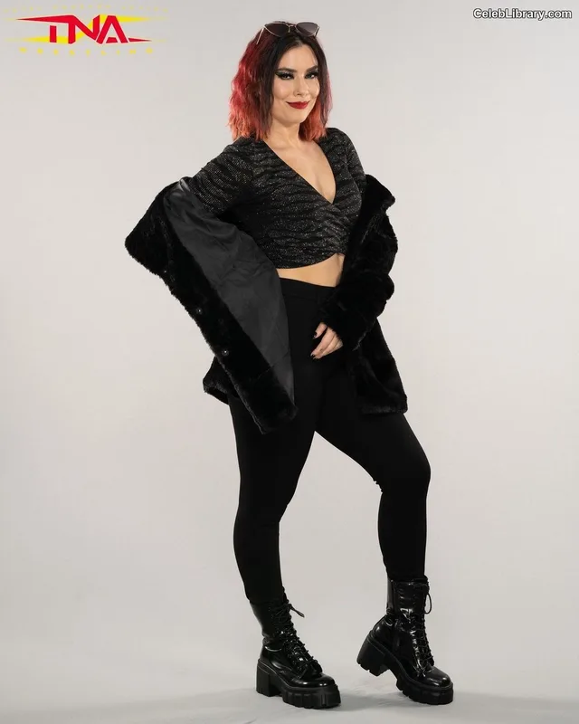 Killer Kelly photo 24 of 538
