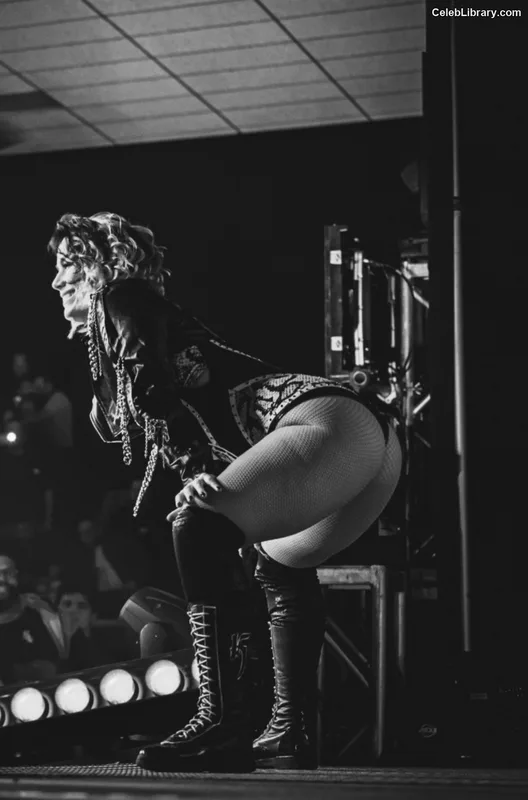 Killer Kelly photo 16 of 538
