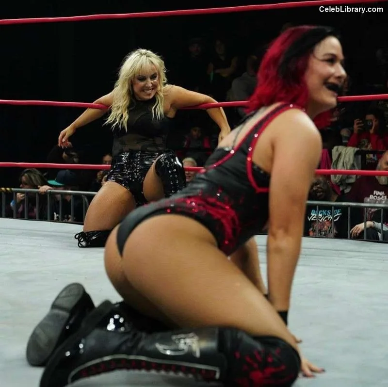 Killer Kelly photo 18 of 538