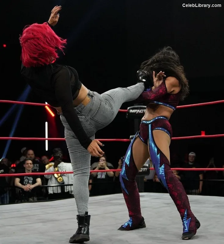 Killer Kelly photo 21 of 538