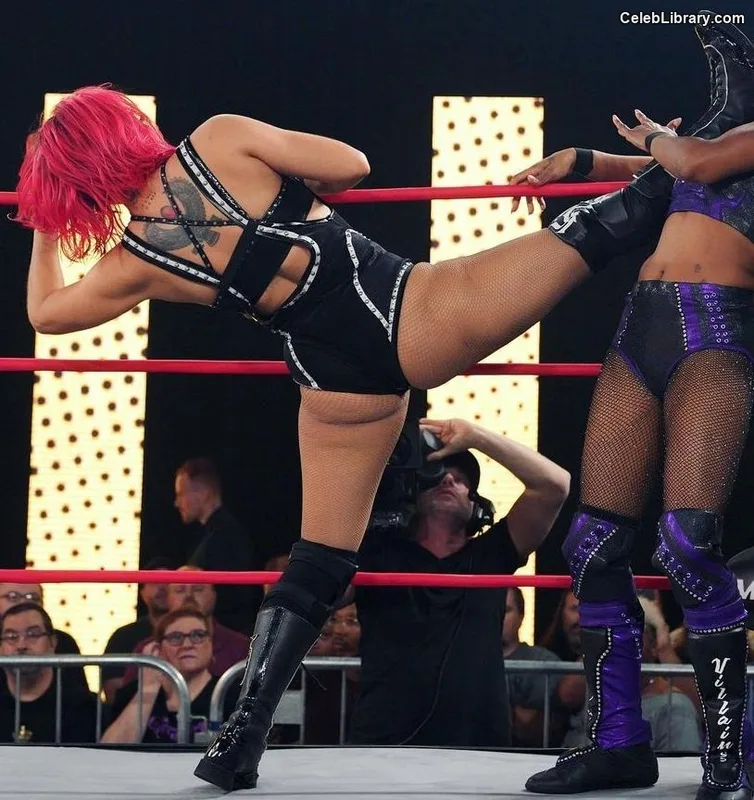 Killer Kelly photo 5 of 538
