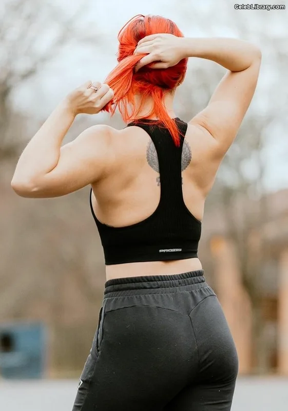 Killer Kelly photo 11 of 538