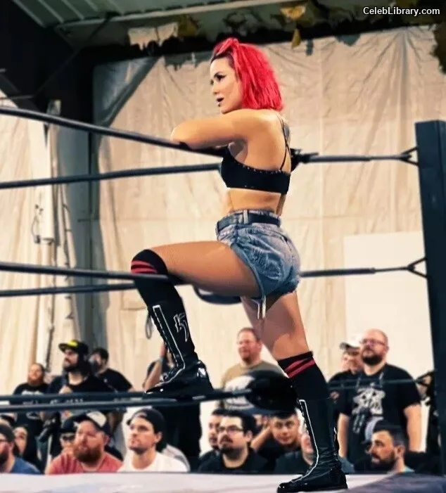 Killer Kelly photo 3 of 538