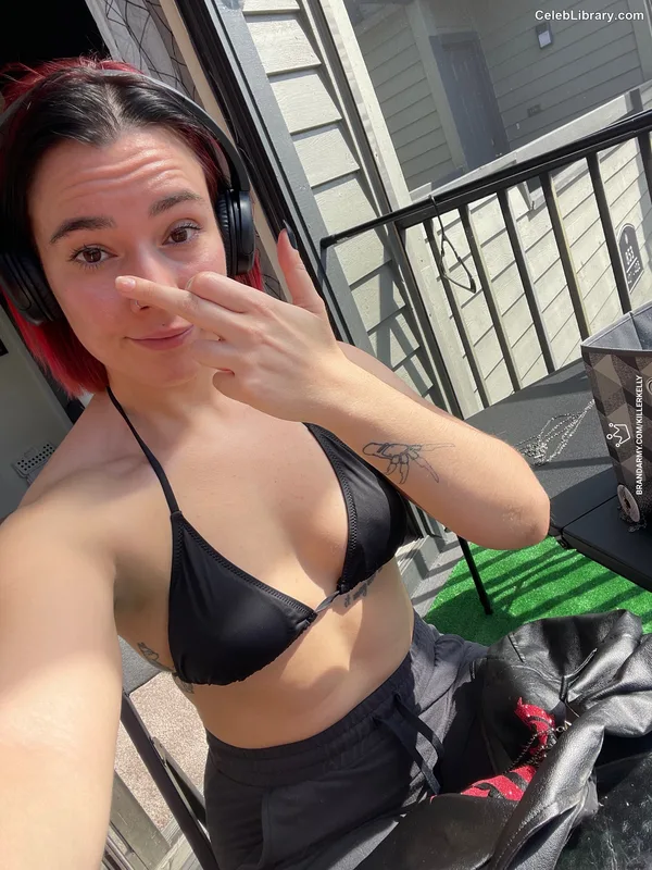 Killer Kelly photo 22 of 538