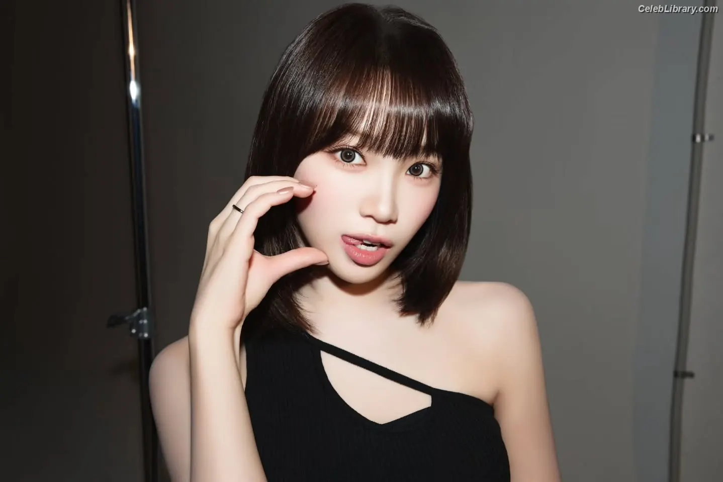 Kim Chaewon 김채원 [Le Sserafim] photo 23 of 2309