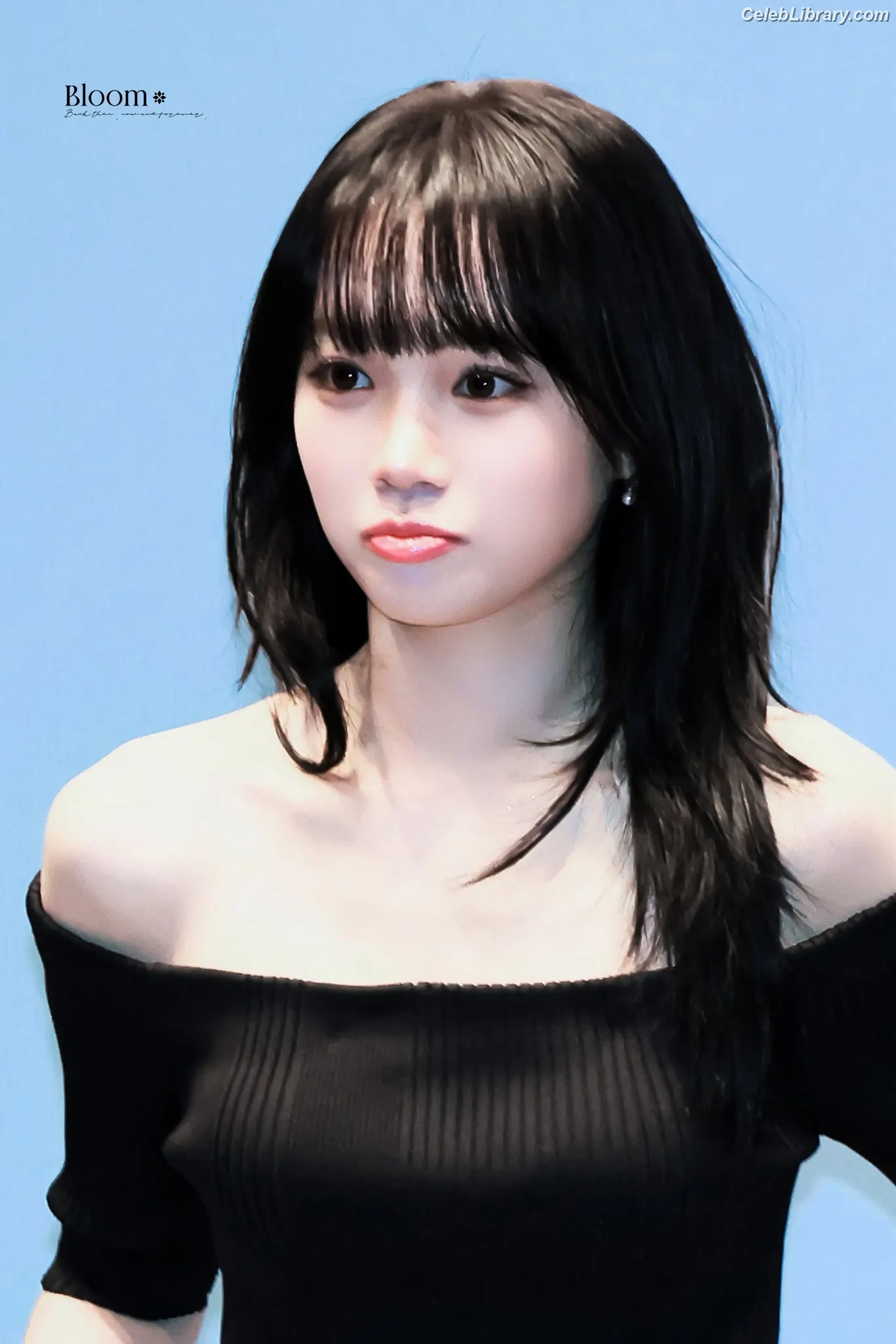 Kim Chaewon 김채원 [Le Sserafim] photo 11 of 2309