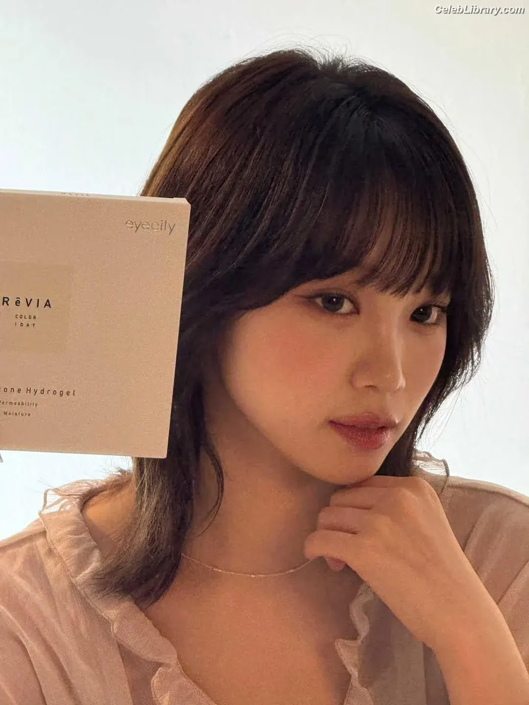 Kim Chaewon 김채원 [Le Sserafim] photo 1 of 2309