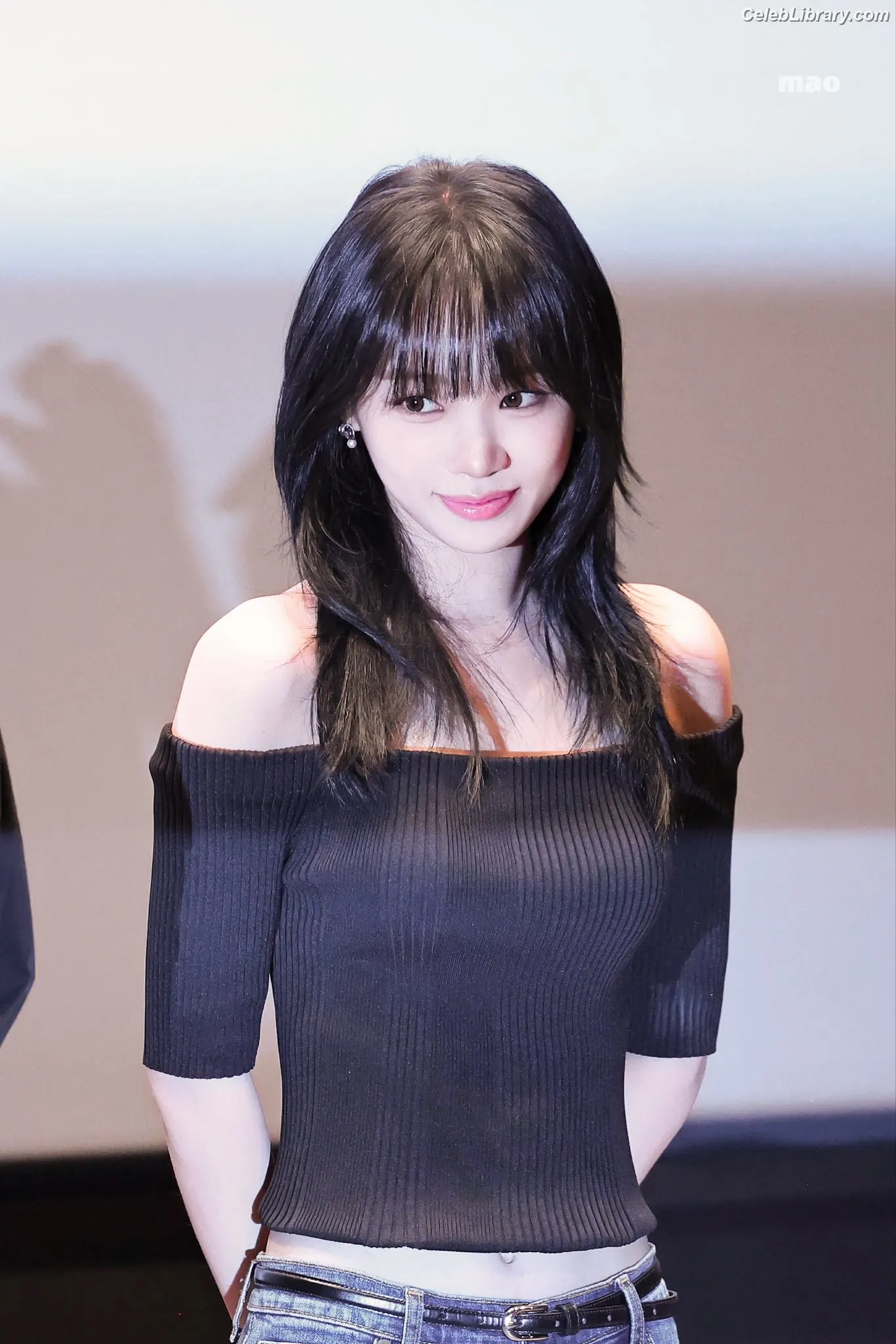 Kim Chaewon 김채원 [Le Sserafim] photo 24 of 2309