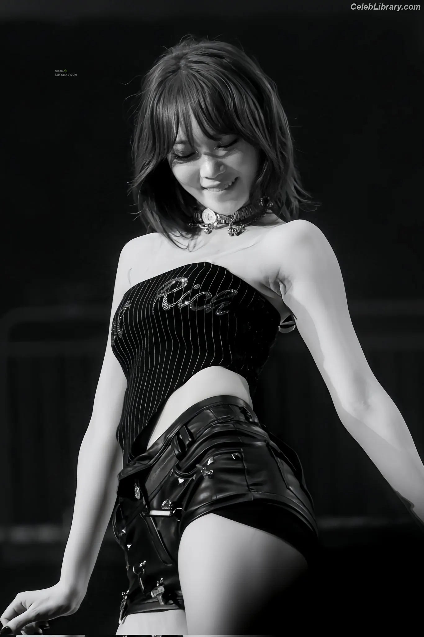 Kim Chaewon 김채원 [Le Sserafim] photo 7 of 2309