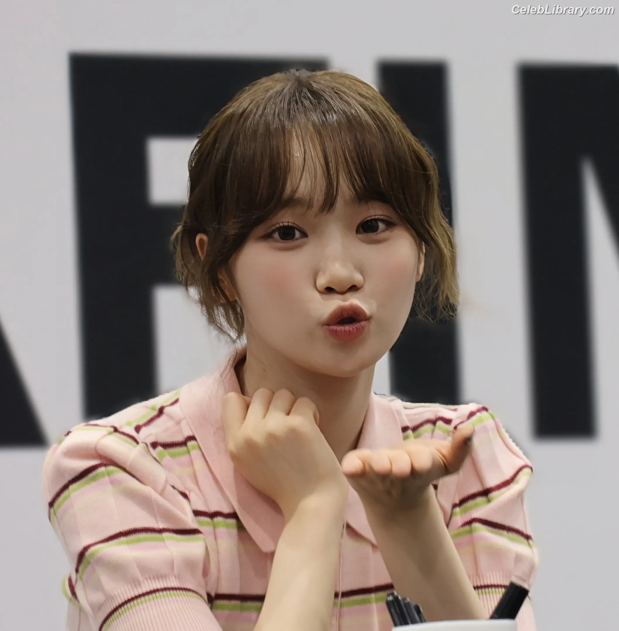 Kim Chaewon 김채원 [Le Sserafim] photo 15 of 2309