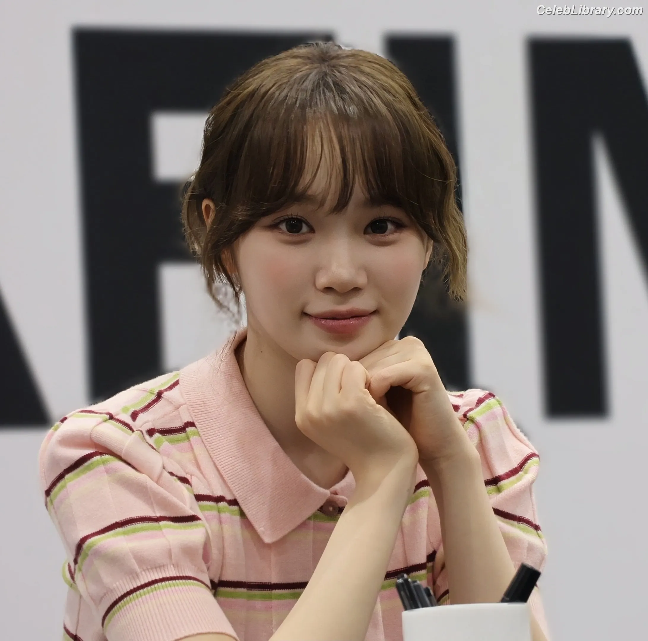 Kim Chaewon 김채원 [Le Sserafim] photo 16 of 2309