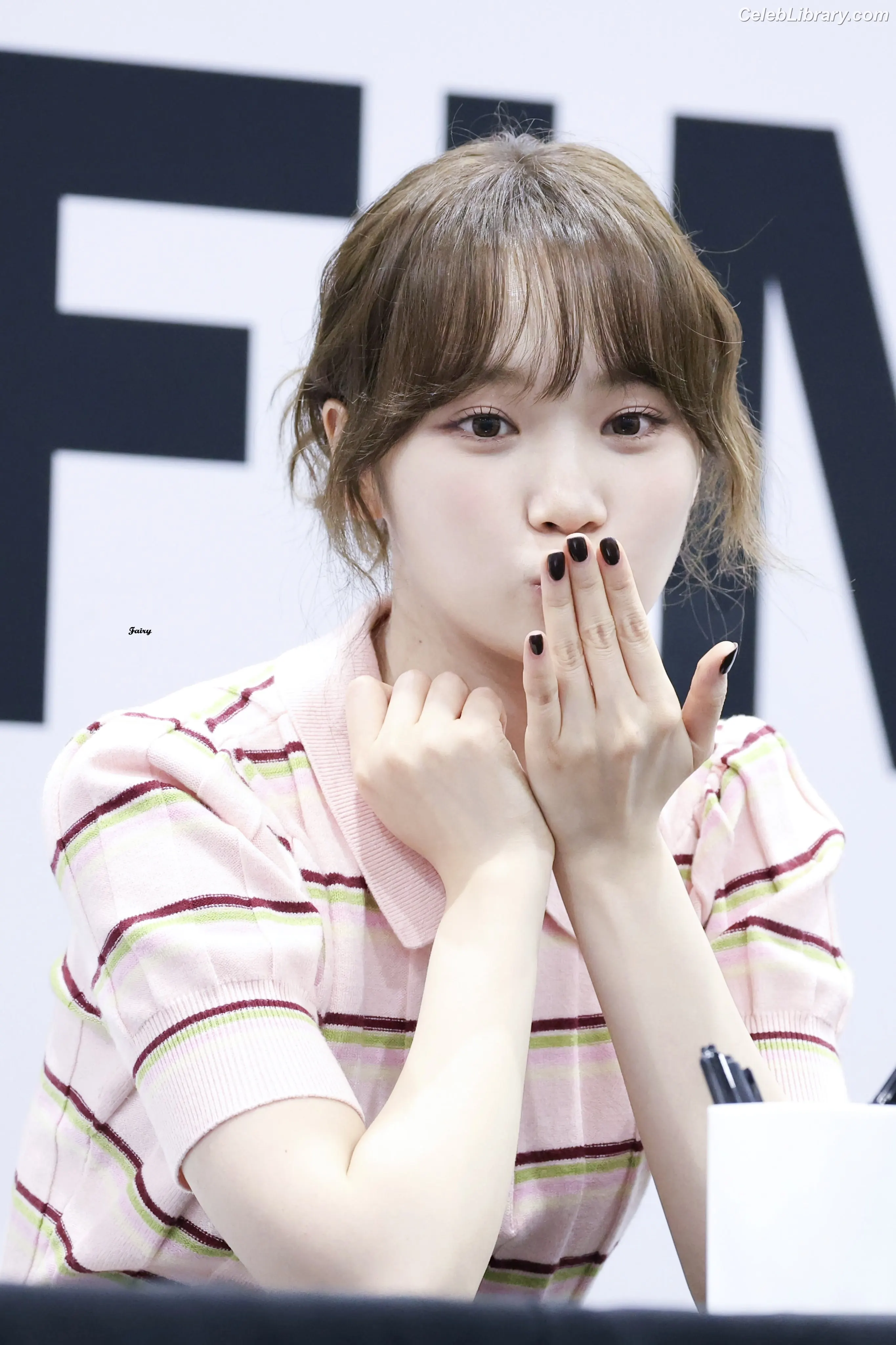 Kim Chaewon 김채원 [Le Sserafim] photo 20 of 2309