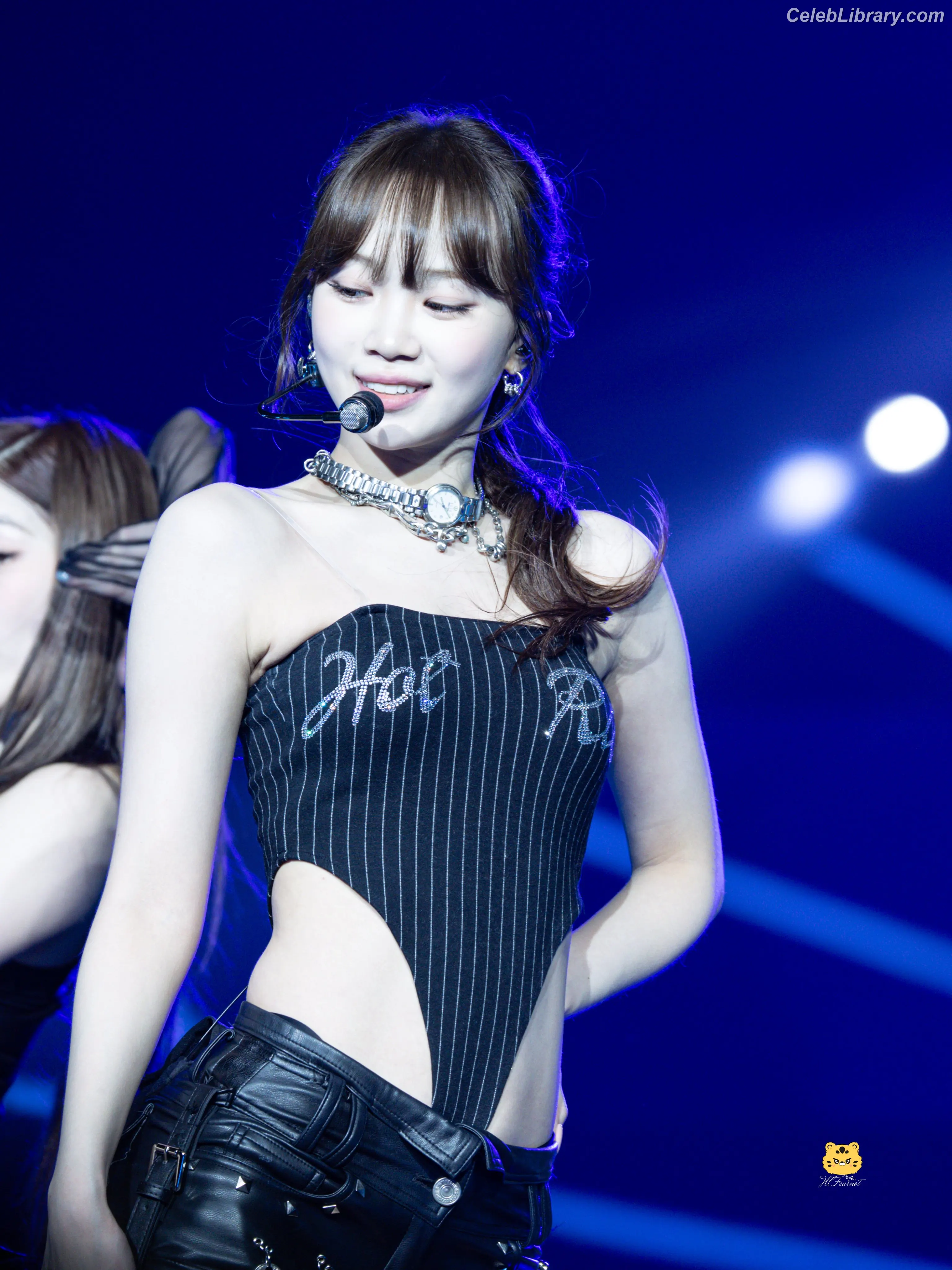 Kim Chaewon 김채원 [Le Sserafim] photo 5 of 2309