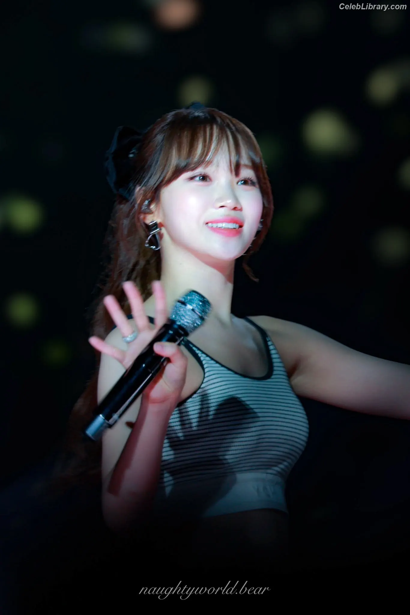 Kim Chaewon 김채원 [Le Sserafim] photo 12 of 2309
