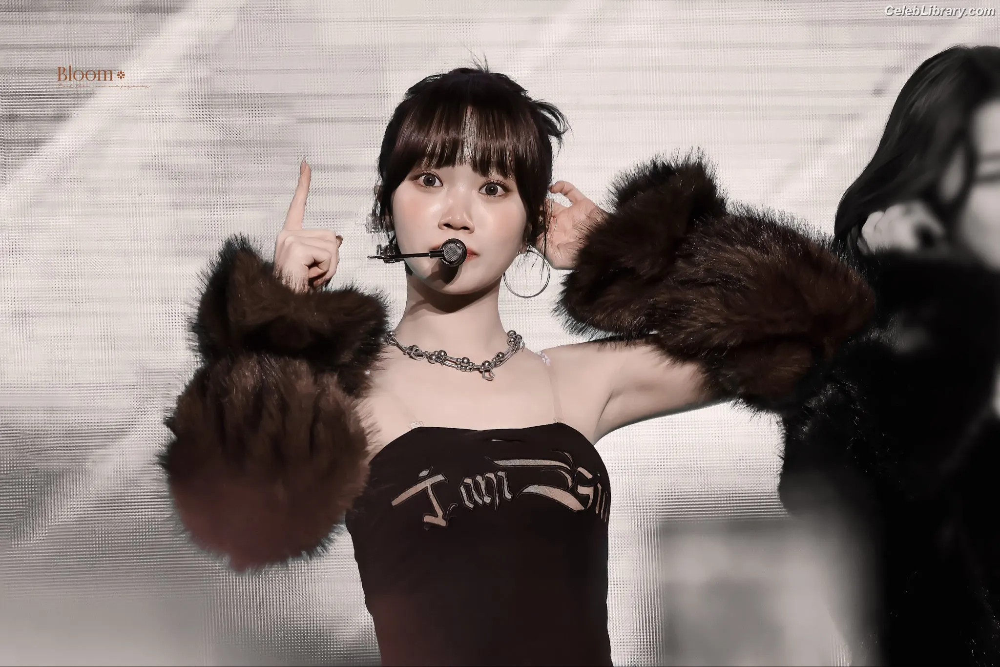 Kim Chaewon 김채원 [Le Sserafim] photo 8 of 2309