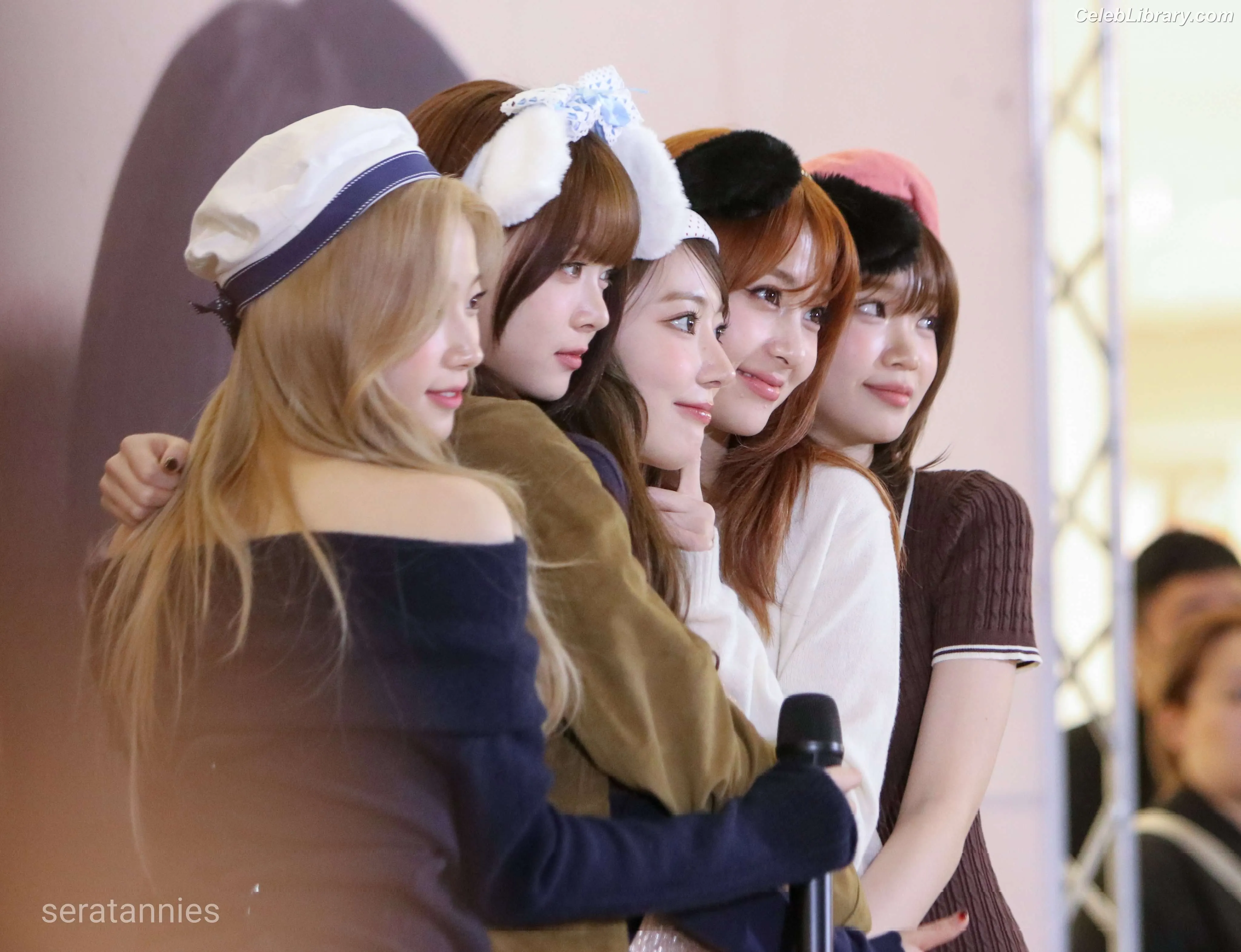 Kim Chaewon 김채원 [Le Sserafim] photo 2 of 2309