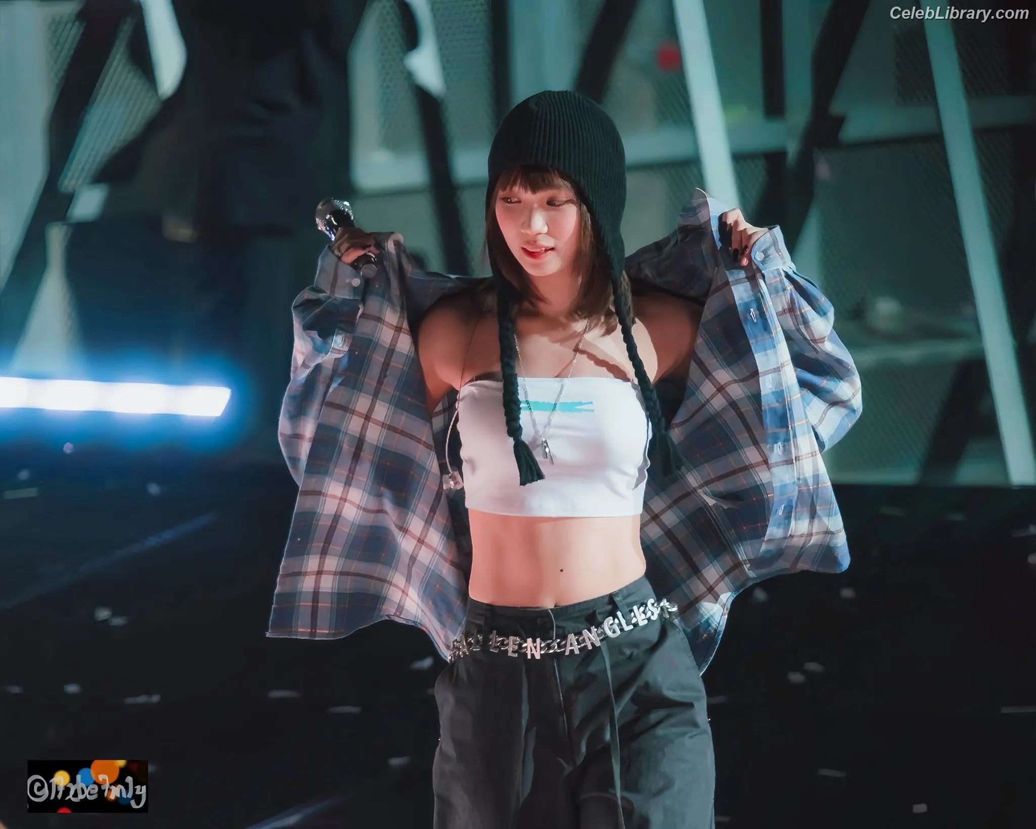 Kim Chaewon 김채원 [Le Sserafim] photo 21 of 2309