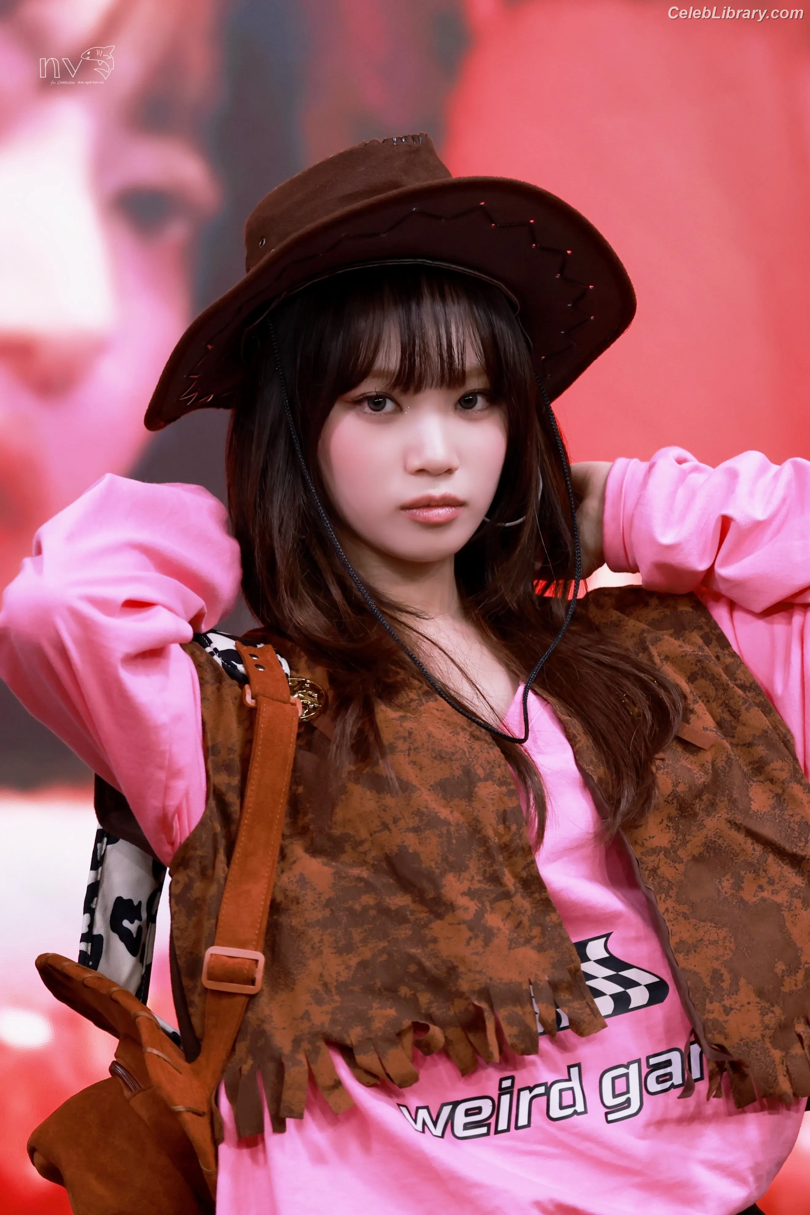 Kim Chaewon 김채원 [Le Sserafim] photo 4 of 2309