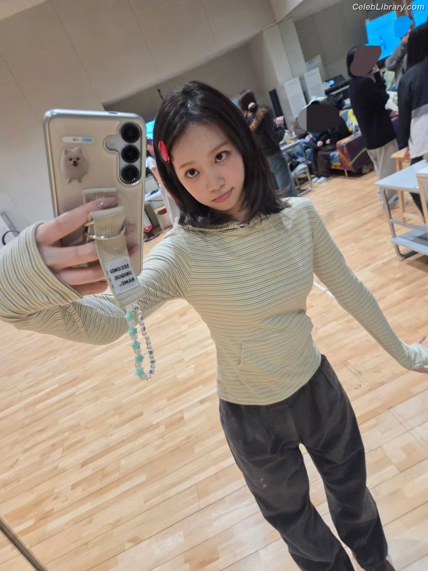 Kim Chaewon 김채원 [Le Sserafim] photo 18 of 2309