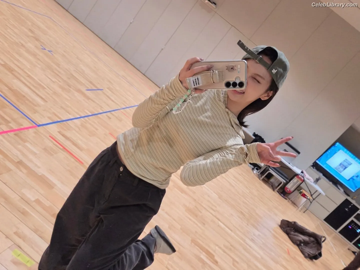 Kim Chaewon 김채원 [Le Sserafim] photo 21 of 2309