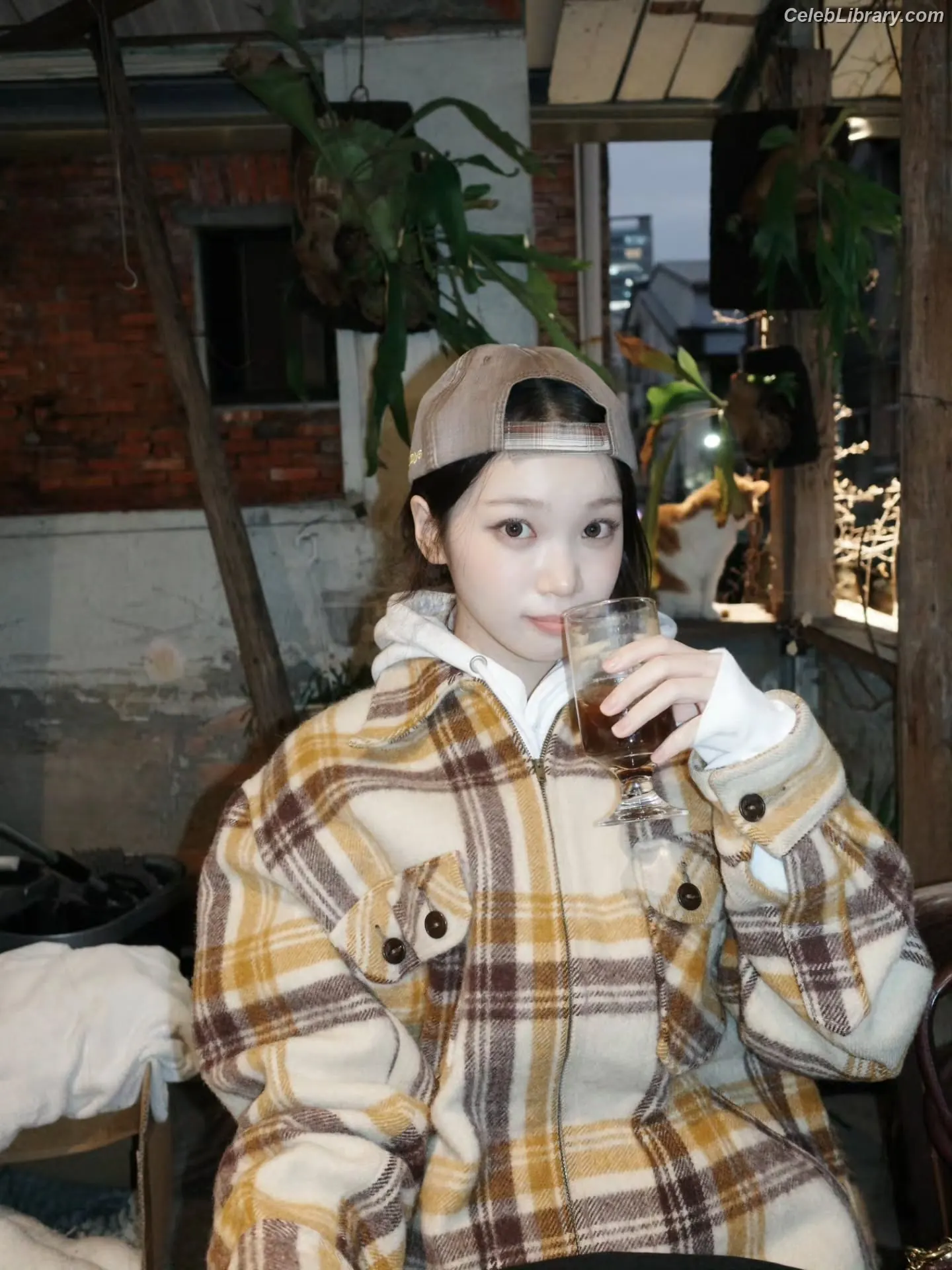 Kim Chaewon 김채원 [Le Sserafim] photo 2 of 2309