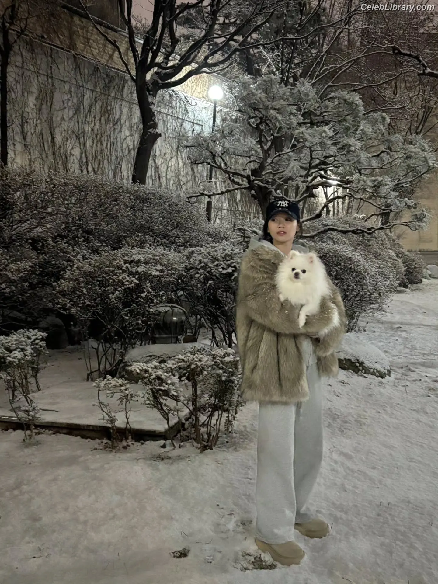 Kim Chaewon 김채원 [Le Sserafim] photo 7 of 2309