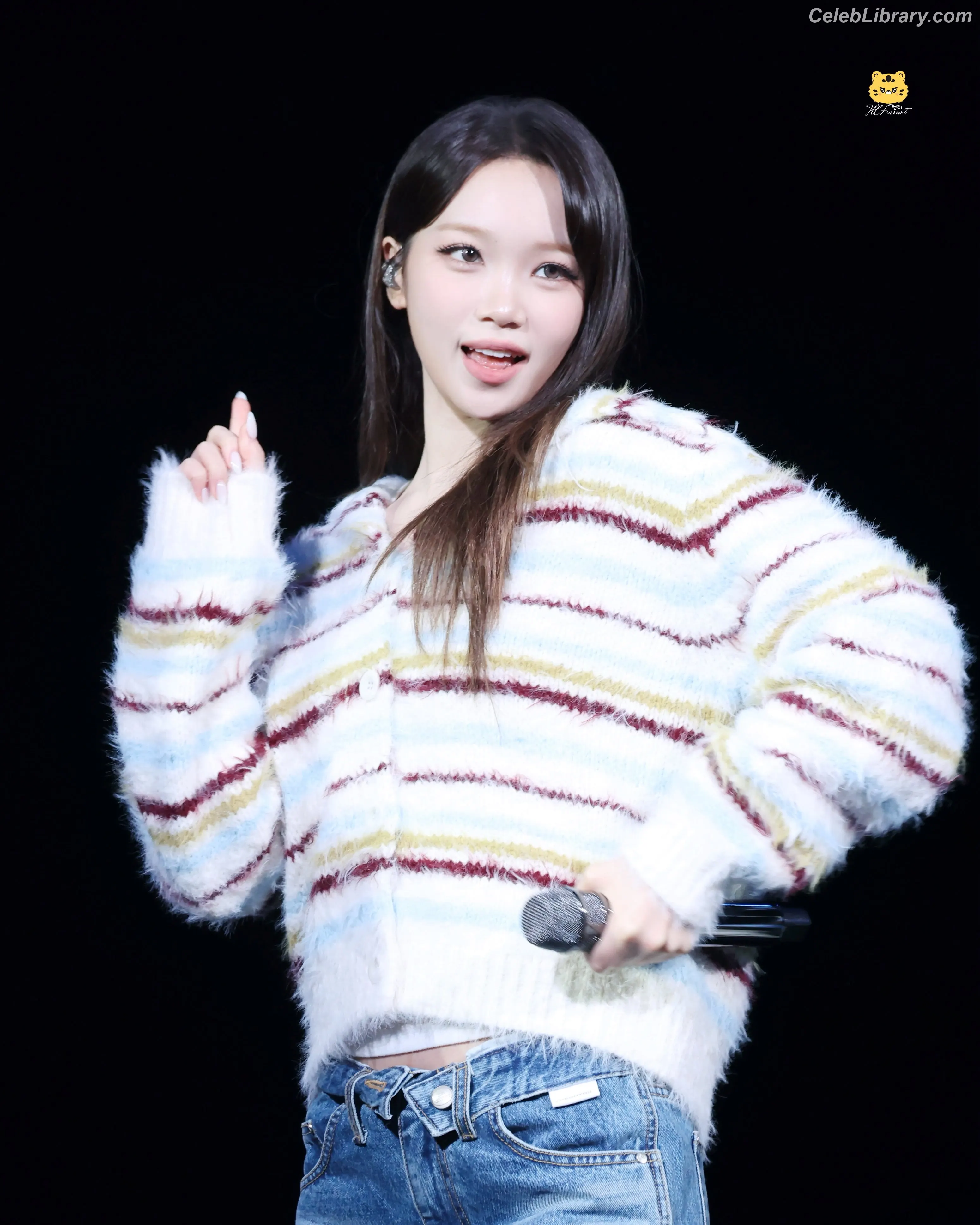 Kim Chaewon 김채원 [Le Sserafim] photo 24 of 2309